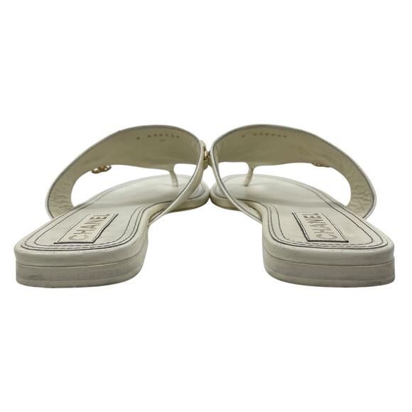 Chanel Pearl & Chain CC Logo Embellished Thong Sandal White Size 40 - Picture 9 of 14